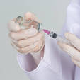 'Botox gástrico' para emagrecer está ligado a 67 casos de botulismo (Freepik)